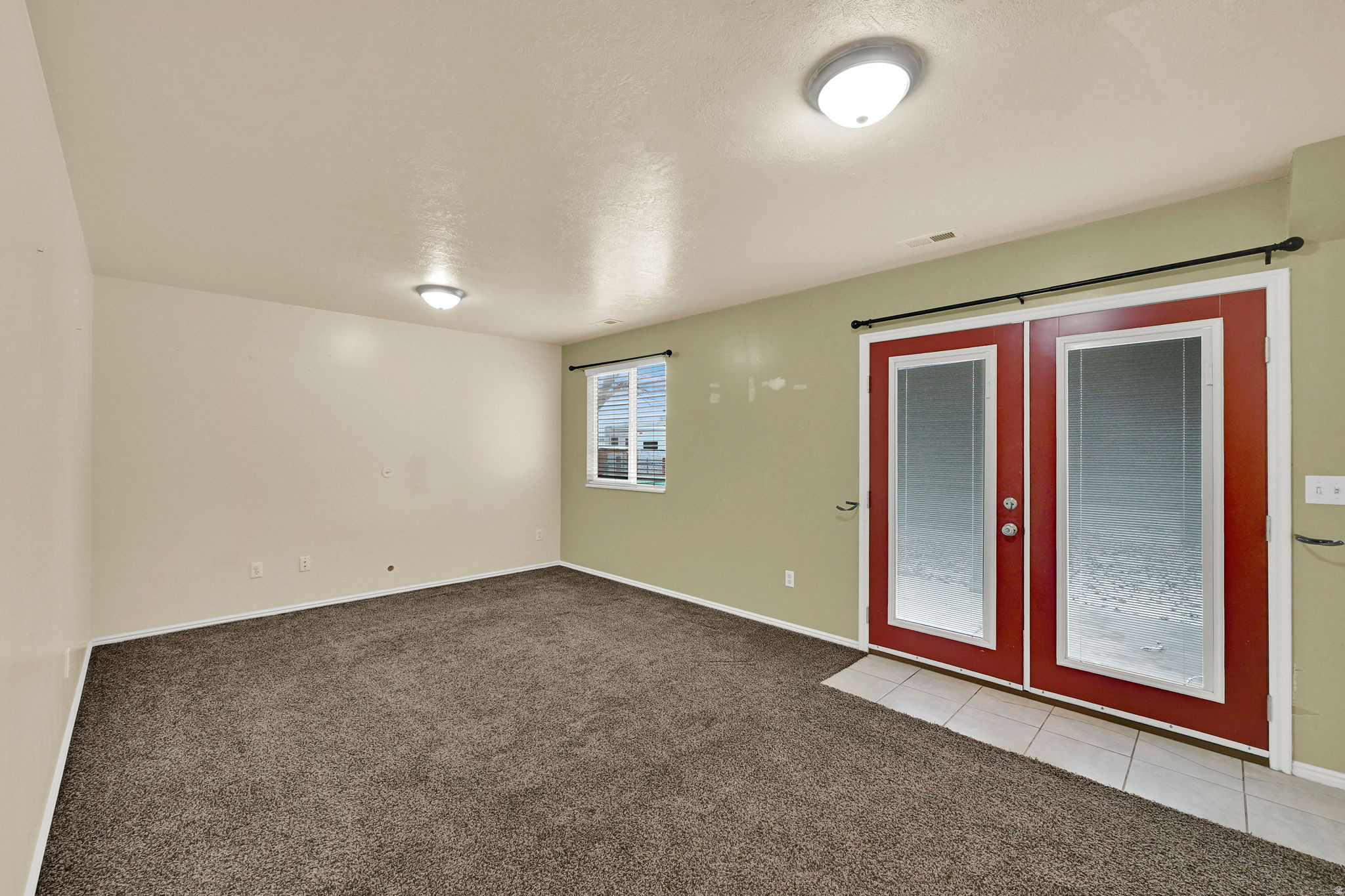 CLOVER FIELD - Residential