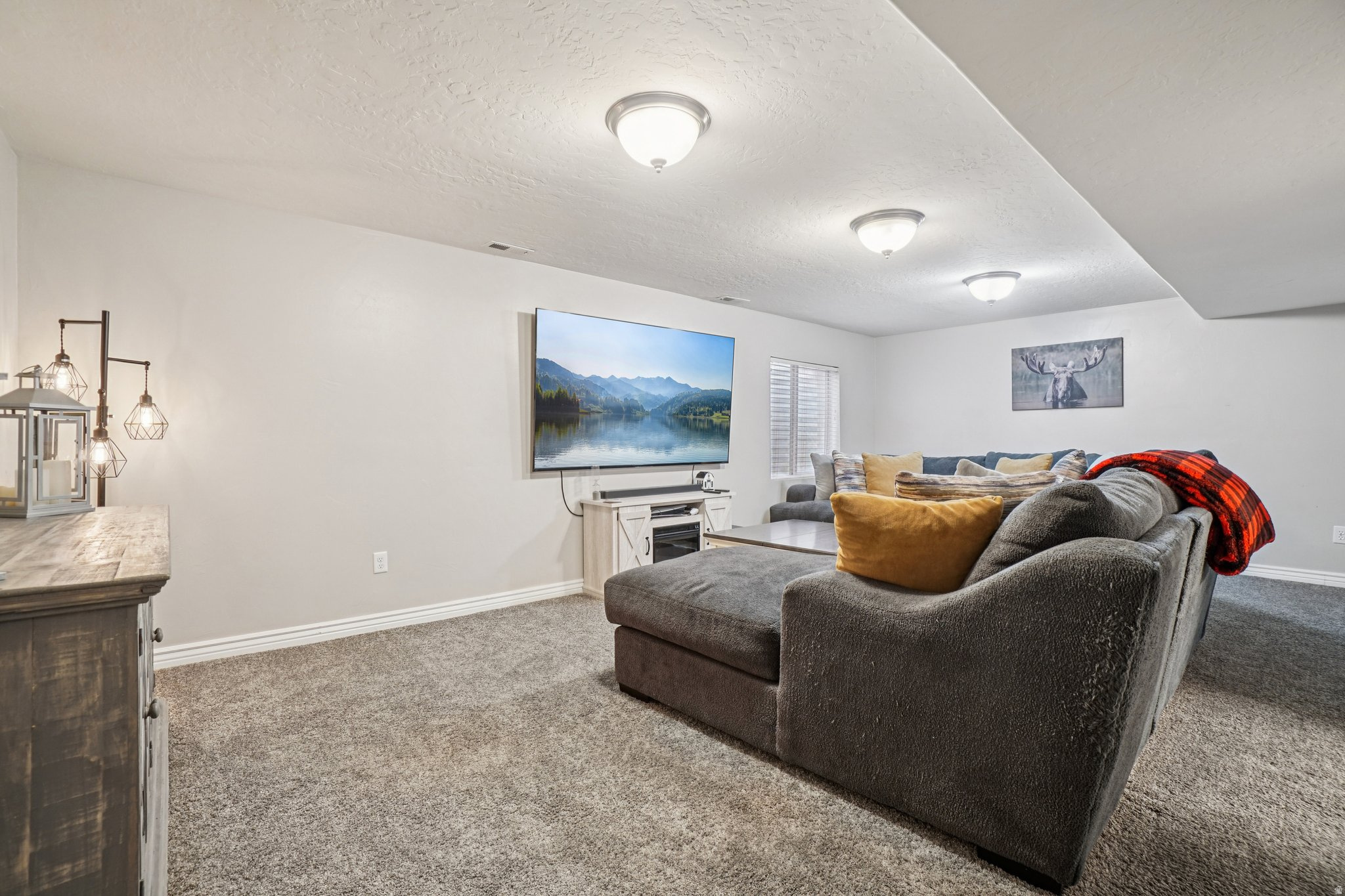 HUNTER CHASE - Residential