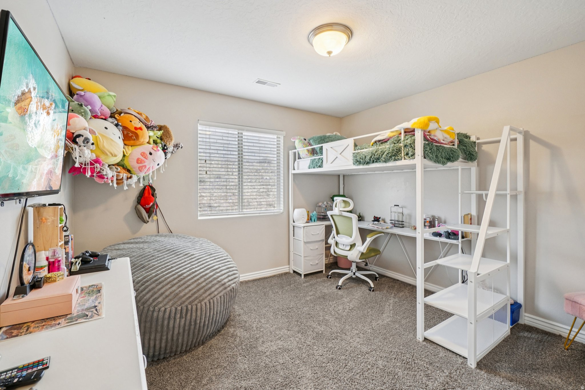 HUNTER CHASE - Residential