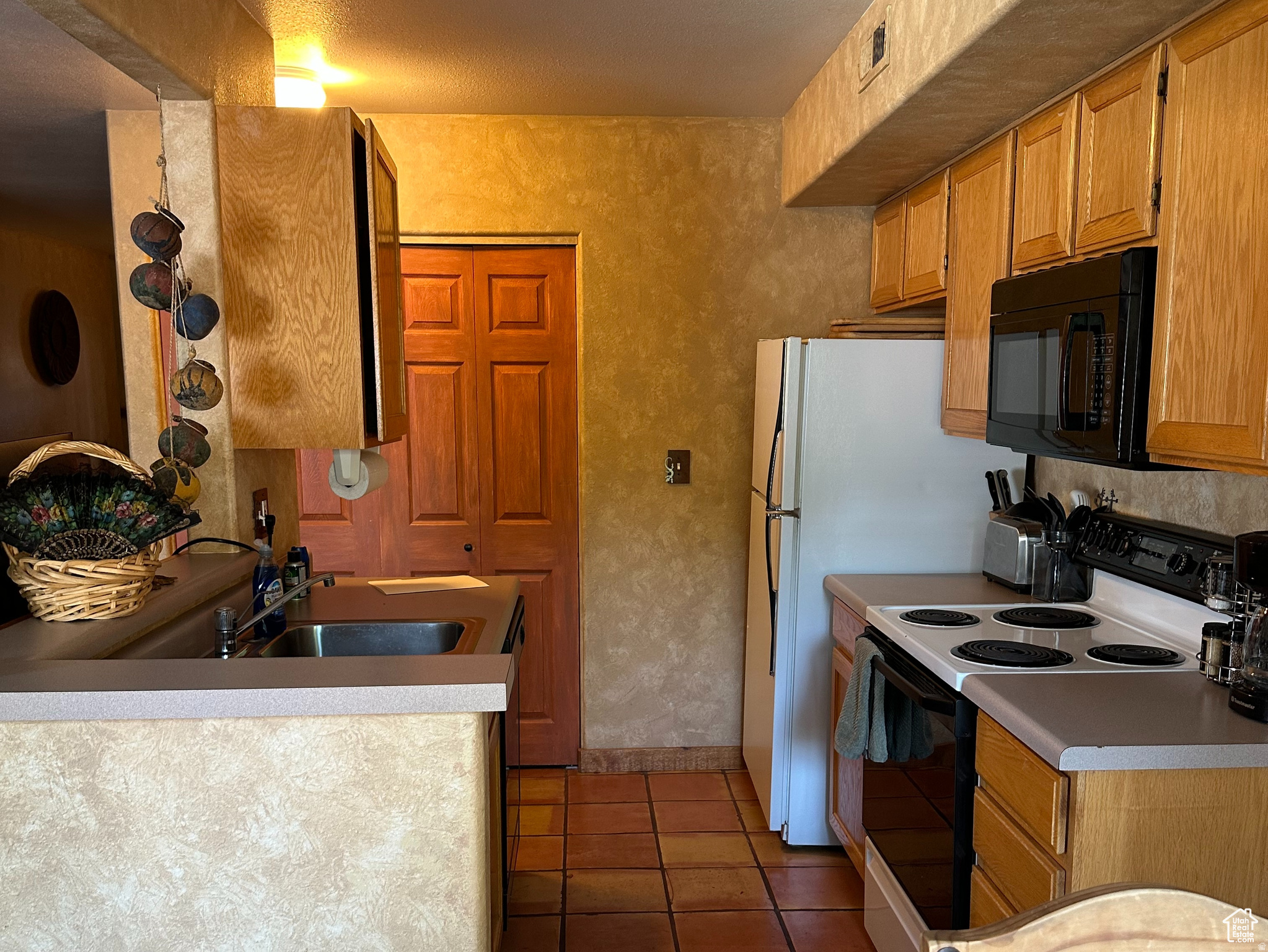 SOLANO VALLEJO VILLAS - Residential