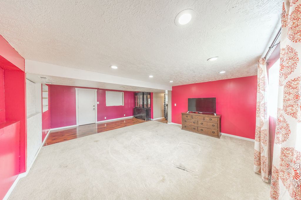 PARK WEST ESTATES - Residential