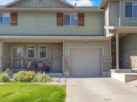 Townhouse For Sale - 1819 E Whitetail Way #134<br/> Layton, UT 84040