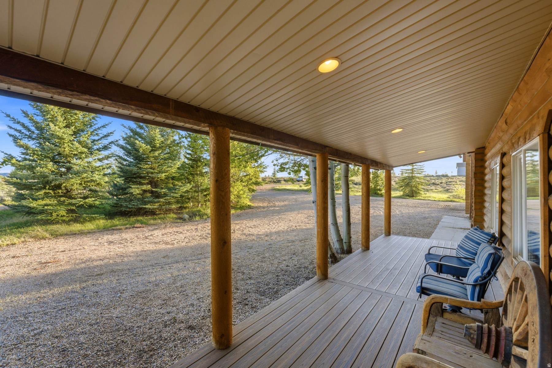 STRAWBERRY LAKE ESTATES - Residential