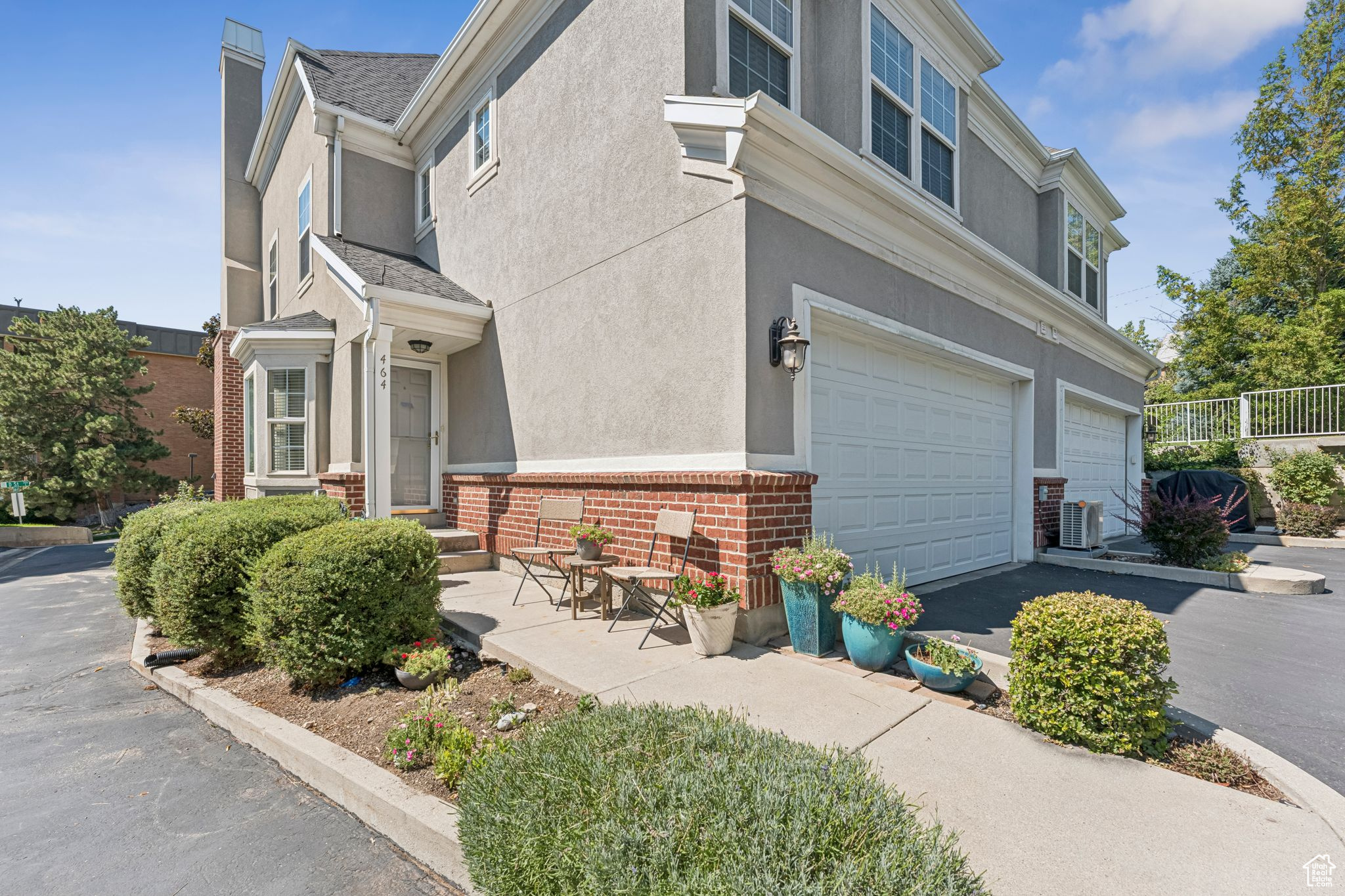 ENSIGN PLACE - Residential