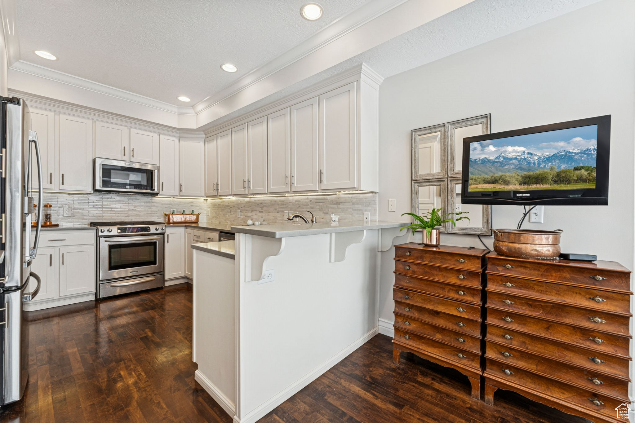 ENSIGN PLACE - Residential