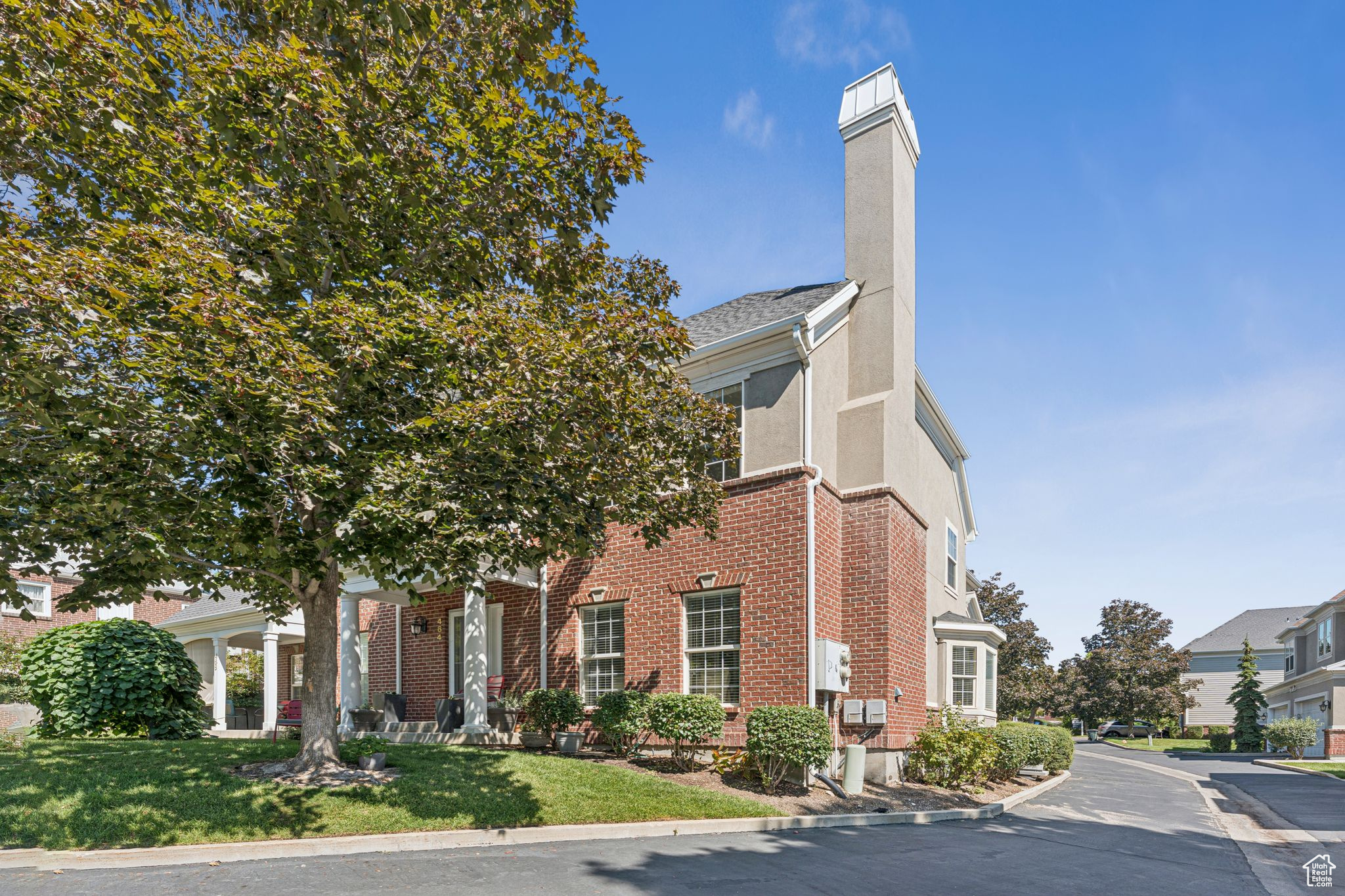 ENSIGN PLACE - Residential