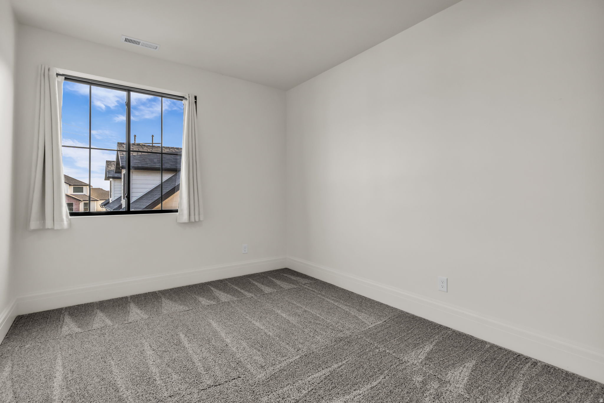 MOUNTAIN VIEW ESTATES - Residential