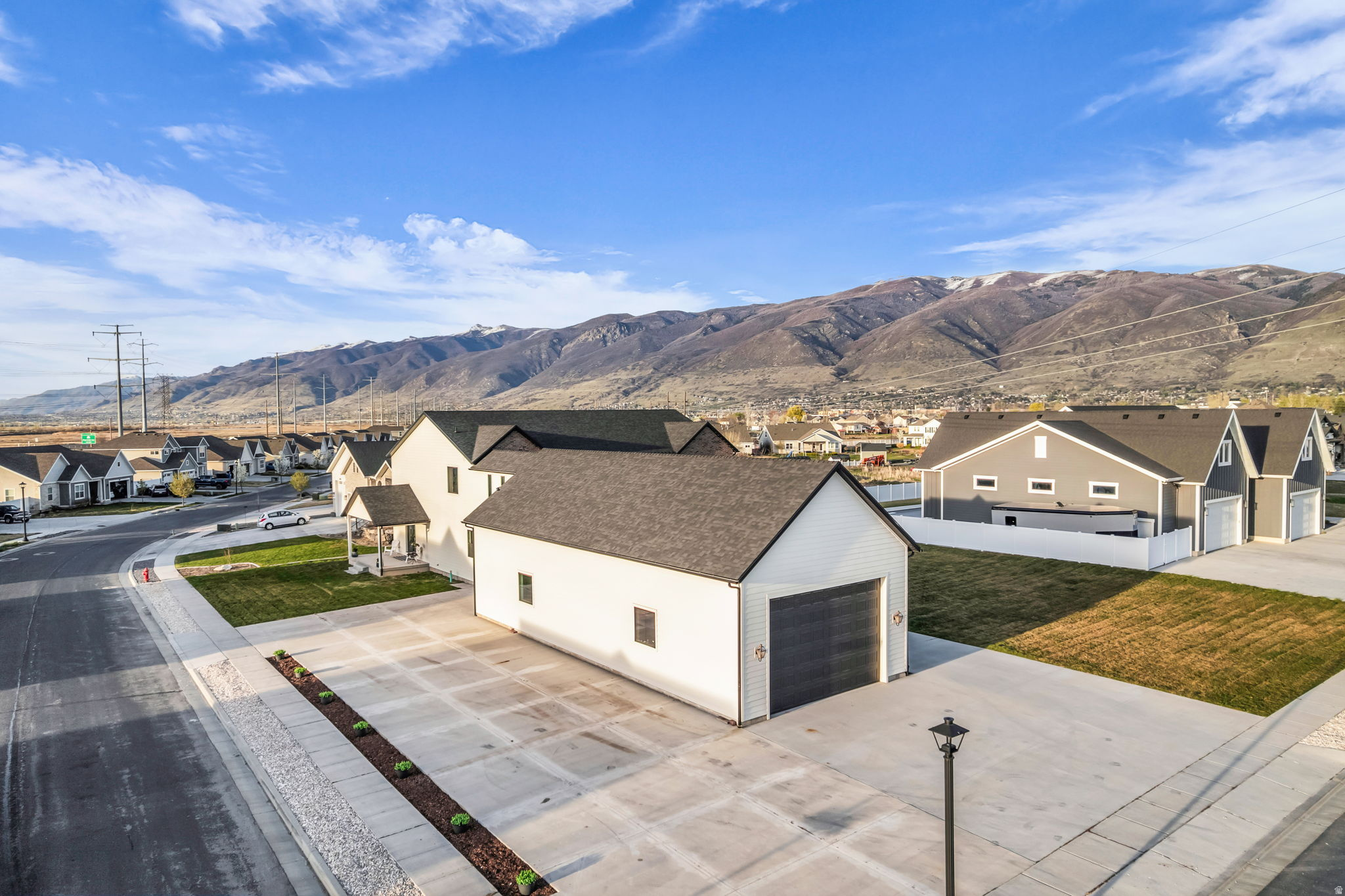 MOUNTAIN VIEW ESTATES - Residential