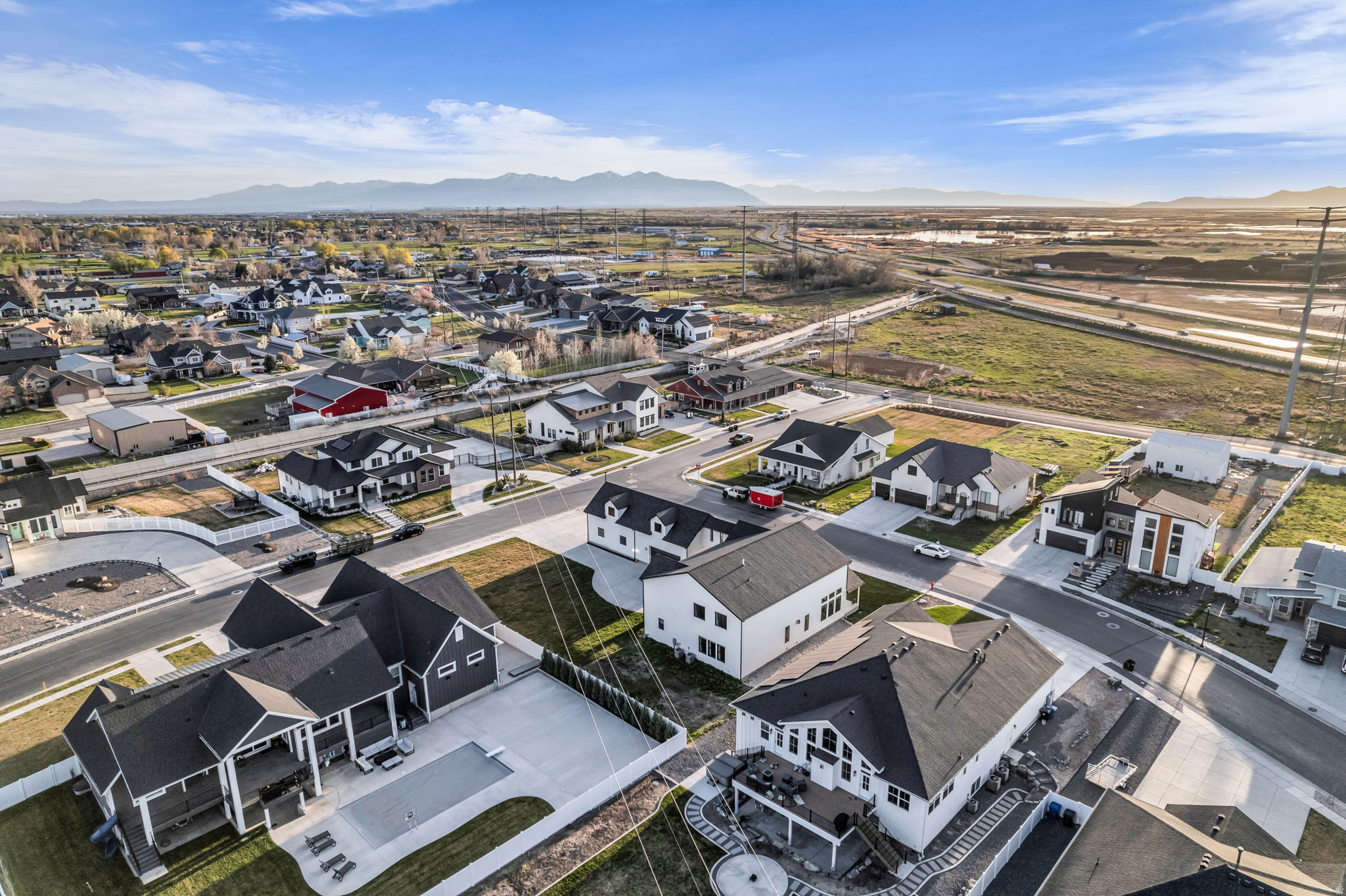 MOUNTAIN VIEW ESTATES - Residential