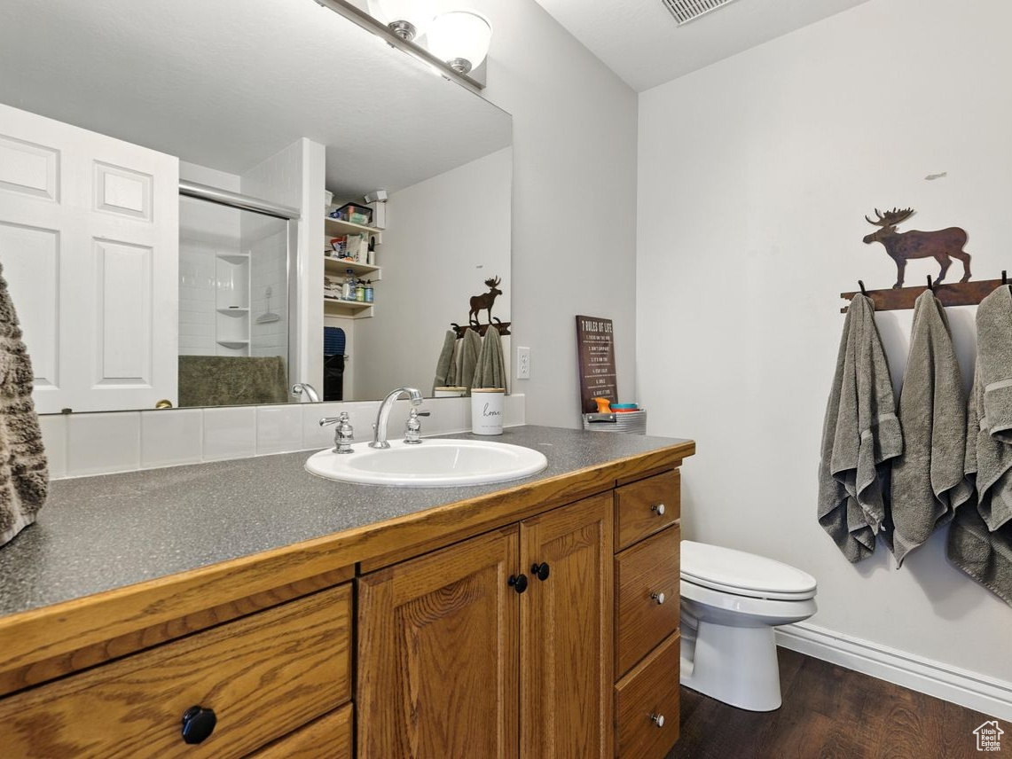 SWISS OAKS CONDOMINIUMS - Residential
