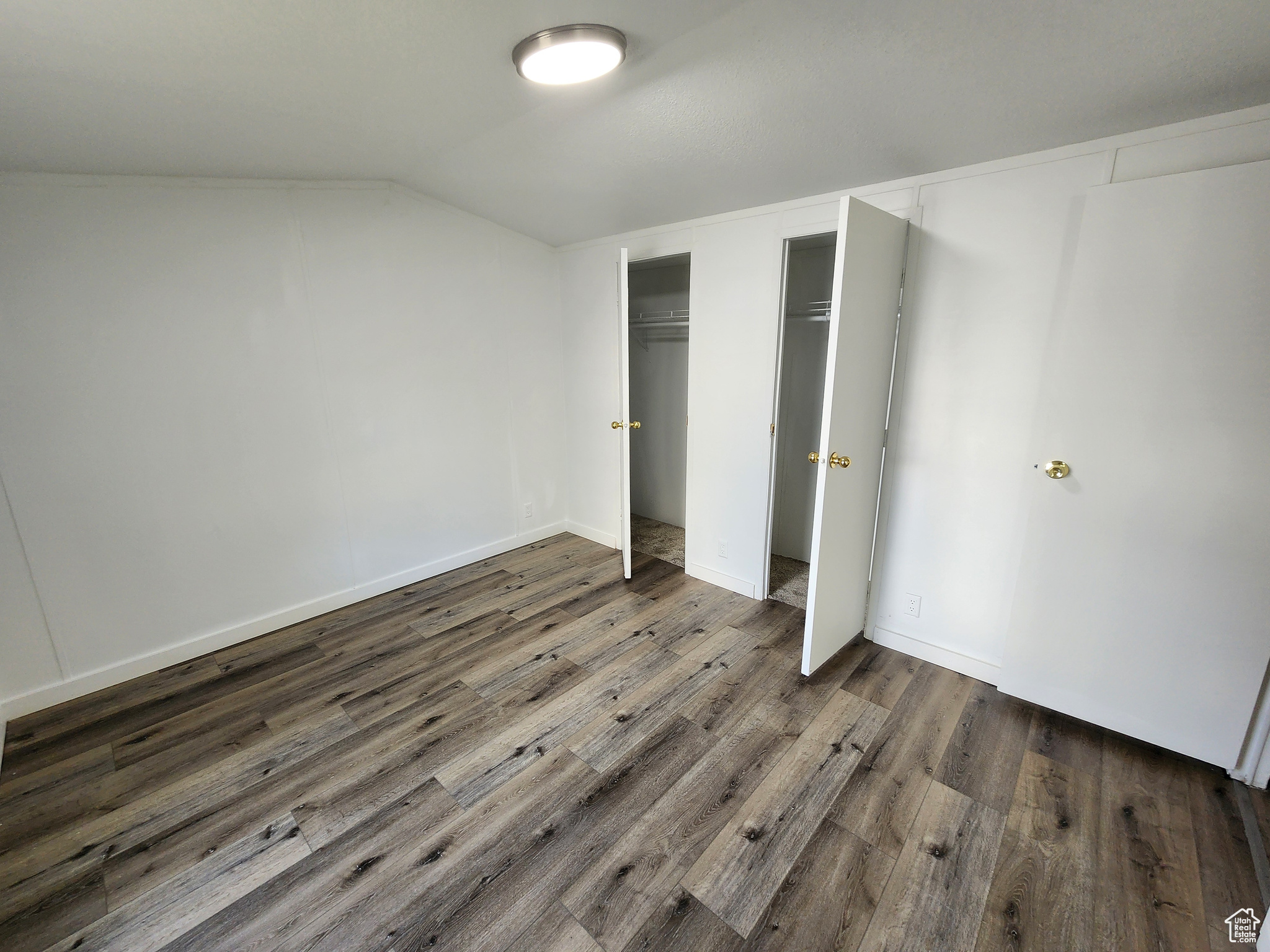 CRESCENTWOOD VILLAGE - Residential