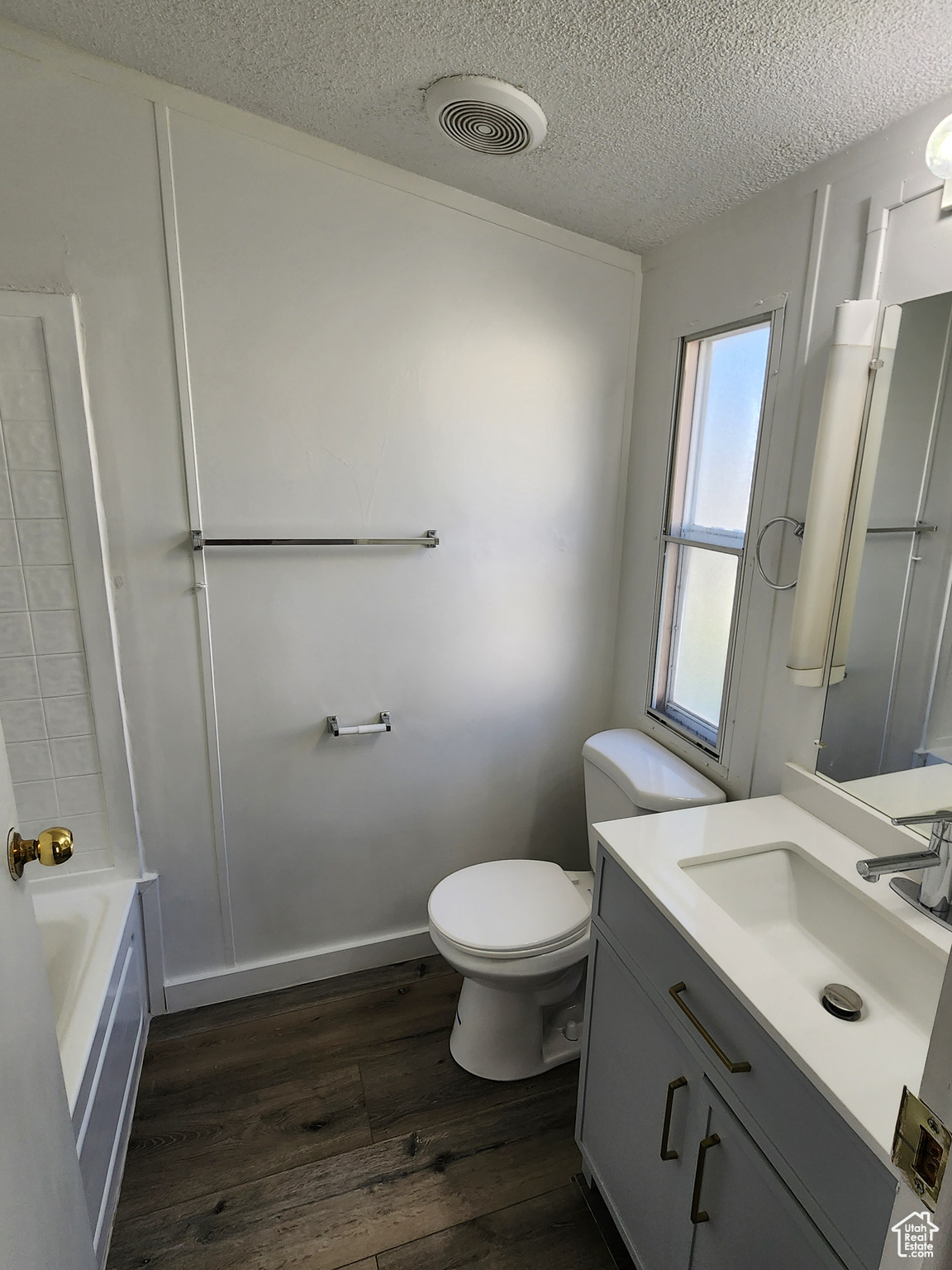 CRESCENTWOOD VILLAGE - Residential