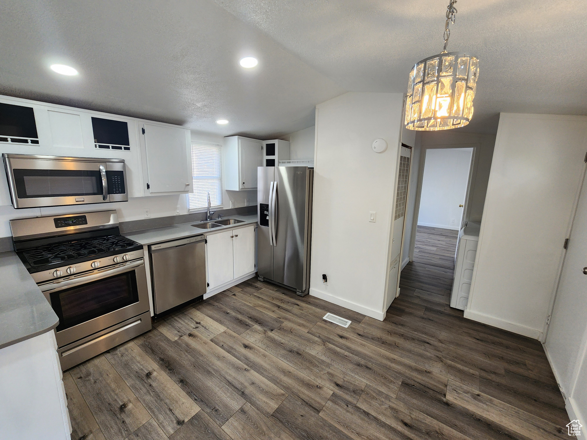 CRESCENTWOOD VILLAGE - Residential