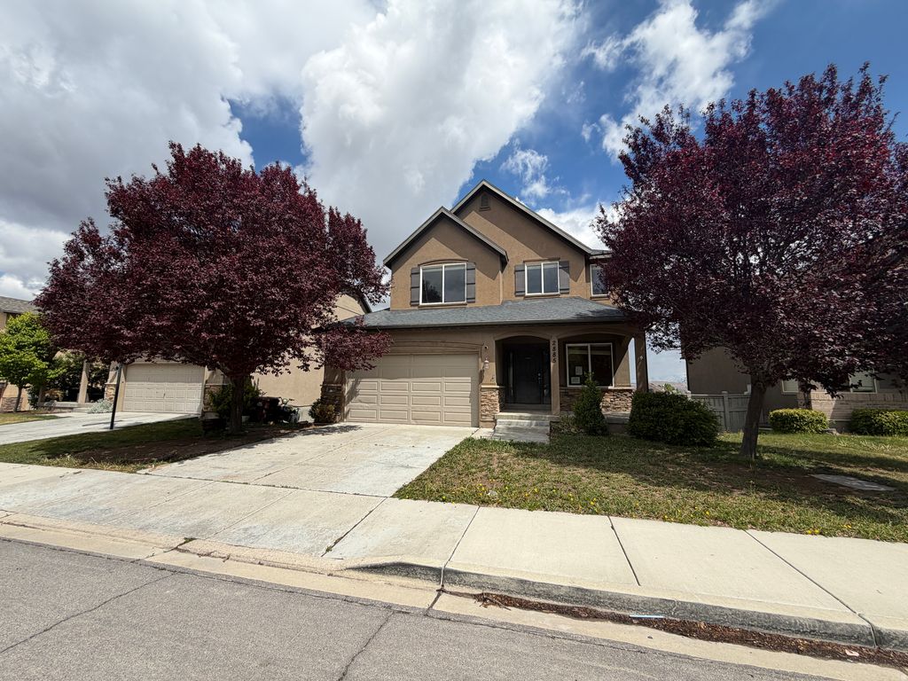 Photo of 2885 E LOOKOUT DR, Eagle Mountain, UT 84005 (MLS # 2154497)