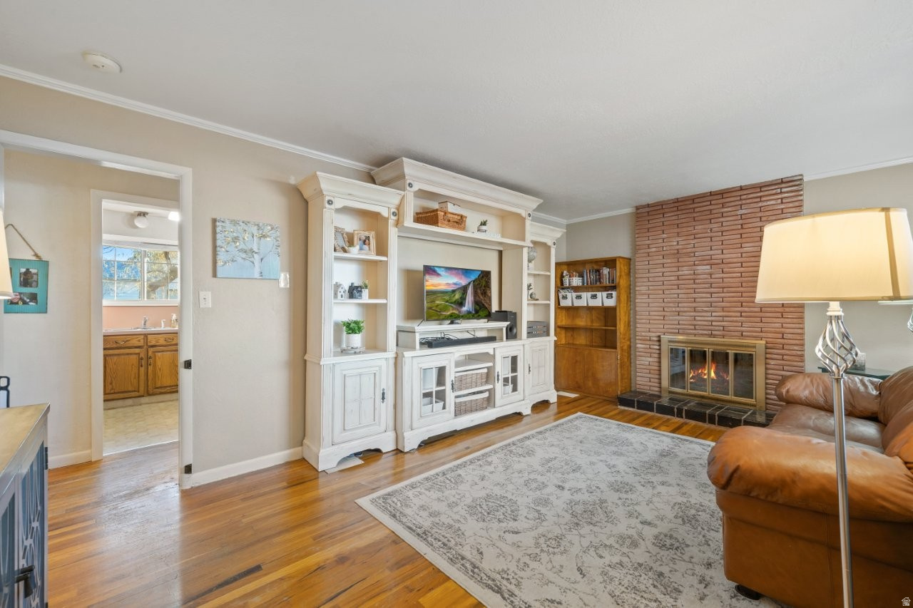 MT VIEW EST - Residential