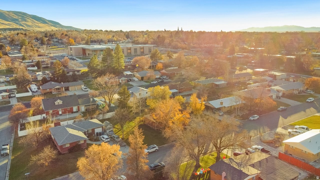 MT VIEW EST - Residential