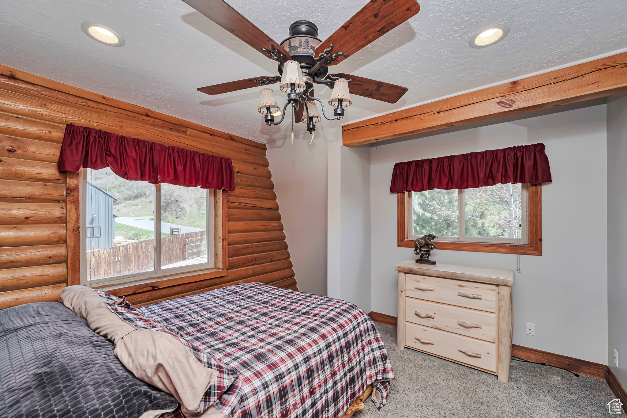 OAKLEY TOWN - Residential