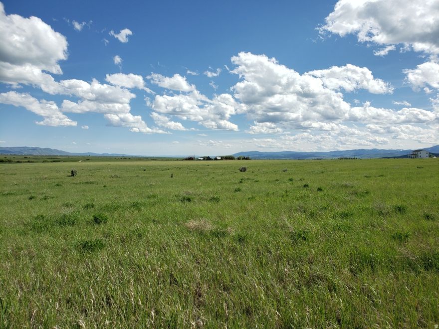 Prime building lot in Bear River Estates. 5 acre lot with power stubbed, septic approval through SE Idaho Public Health, and year round access from a county maintained road. Stunning views of the surrounding mountains and overlooking the Bear River. Bring your own builder. No HOA No CCR. Contact listing agent for more info and to schedule your showings. Seller may carry a contract with approved terms