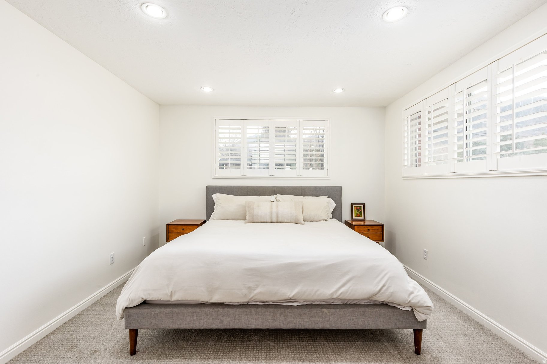 EAST OLYMPUS HEIGHTS - Residential