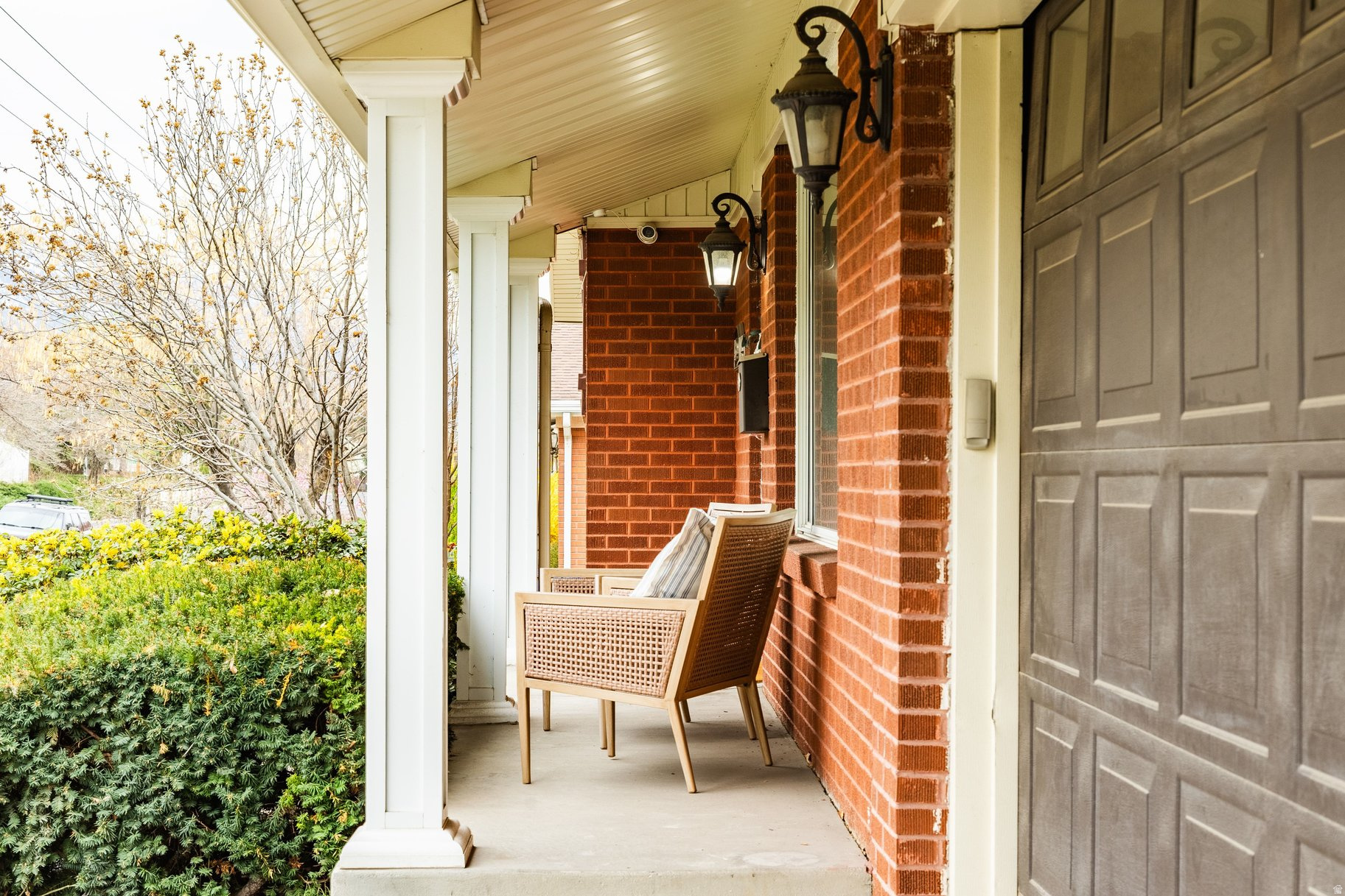 EAST OLYMPUS HEIGHTS - Residential