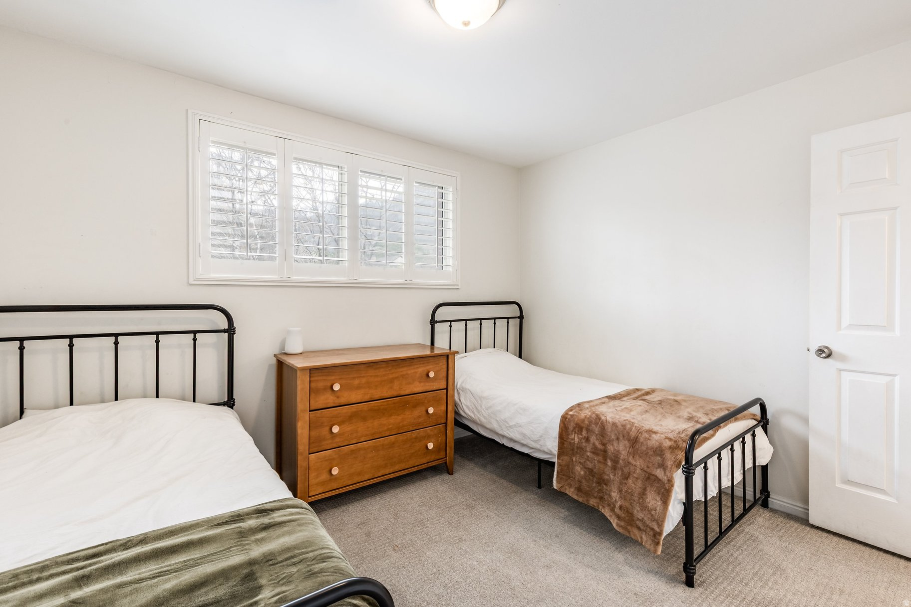 EAST OLYMPUS HEIGHTS - Residential