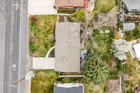 Tiny photo for 4160 S 2700 E, Holladay, UT 84124 (MLS # 2146001)