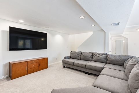 Tiny photo for 4160 S 2700 E, Holladay, UT 84124 (MLS # 2146001)