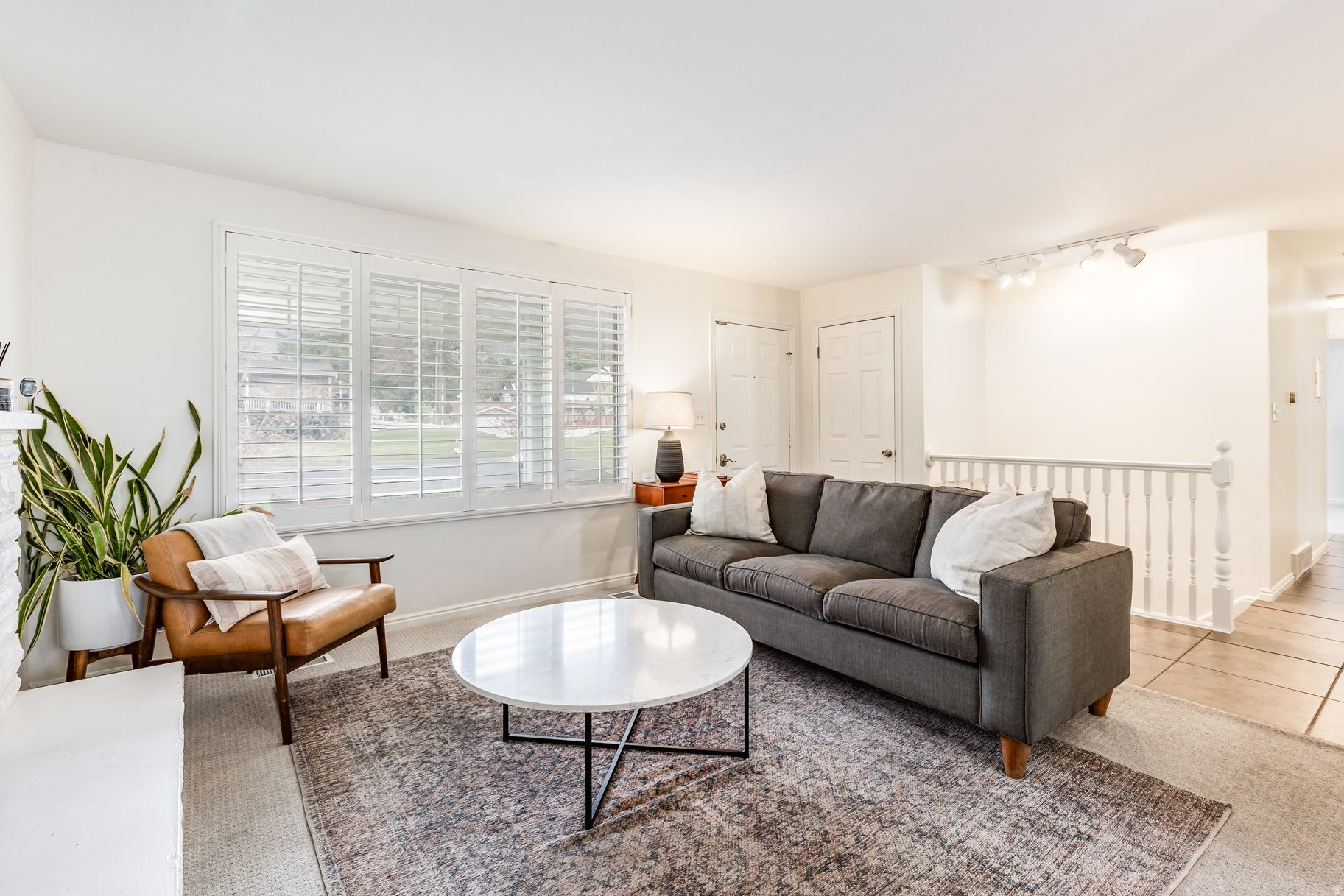 EAST OLYMPUS HEIGHTS - Residential