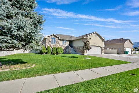 Tiny photo for 2454 W 1775 S, West Haven, UT 84401 (MLS # 2115787)