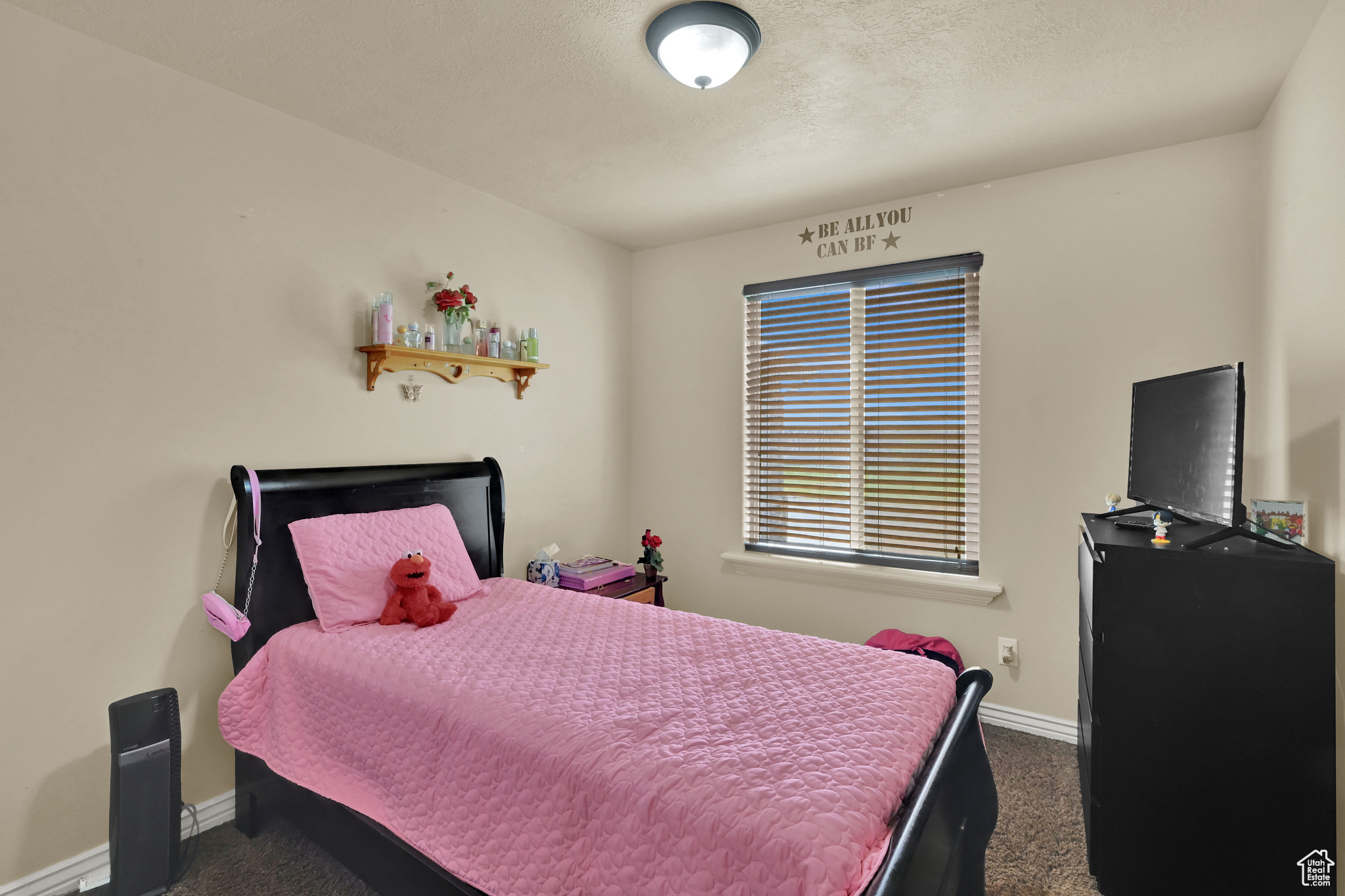 HOLMES ESTATES - Residential