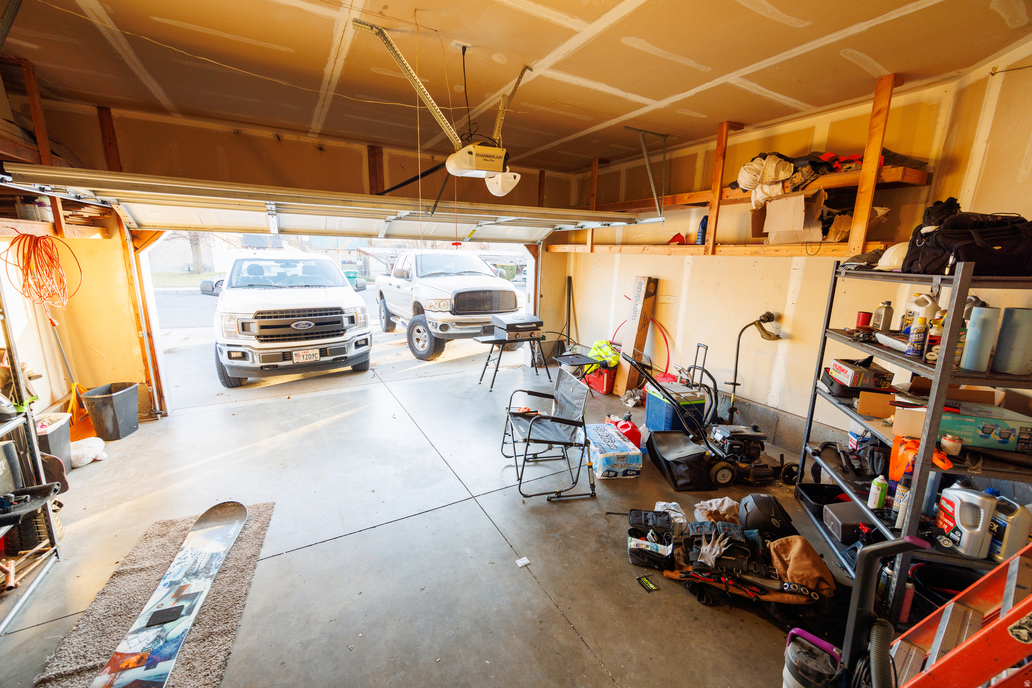 BRISTOL POINT - Residential