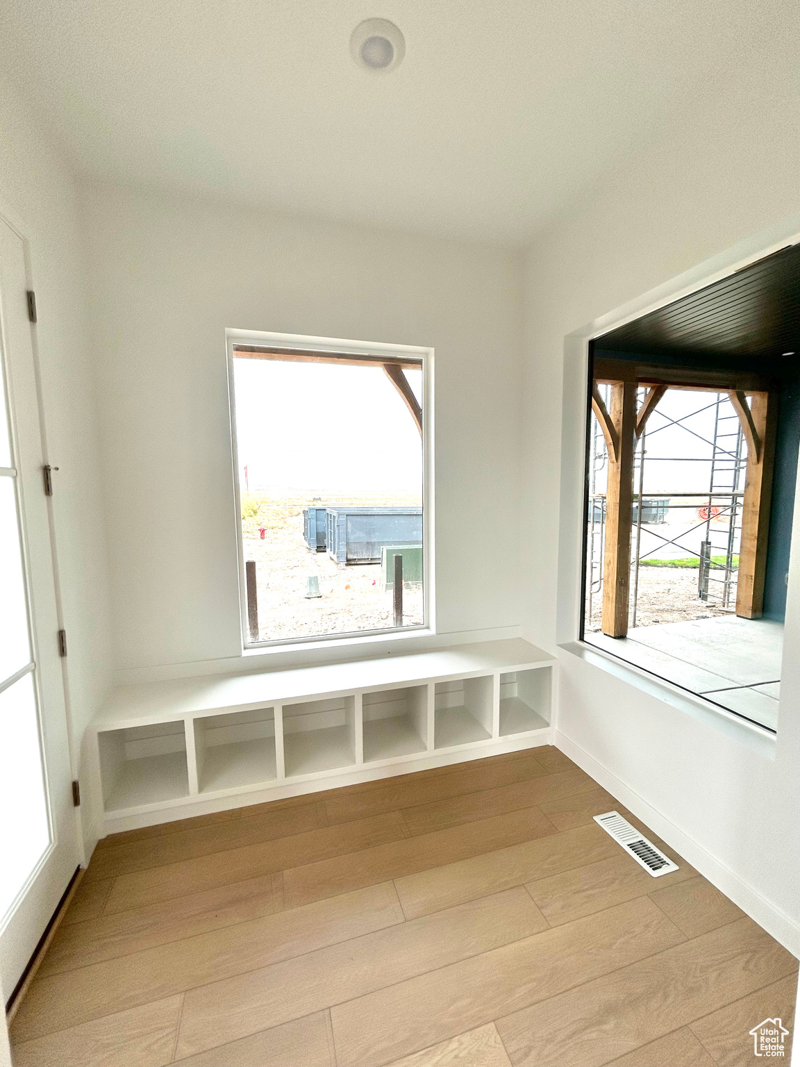 FIREFLY - Residential