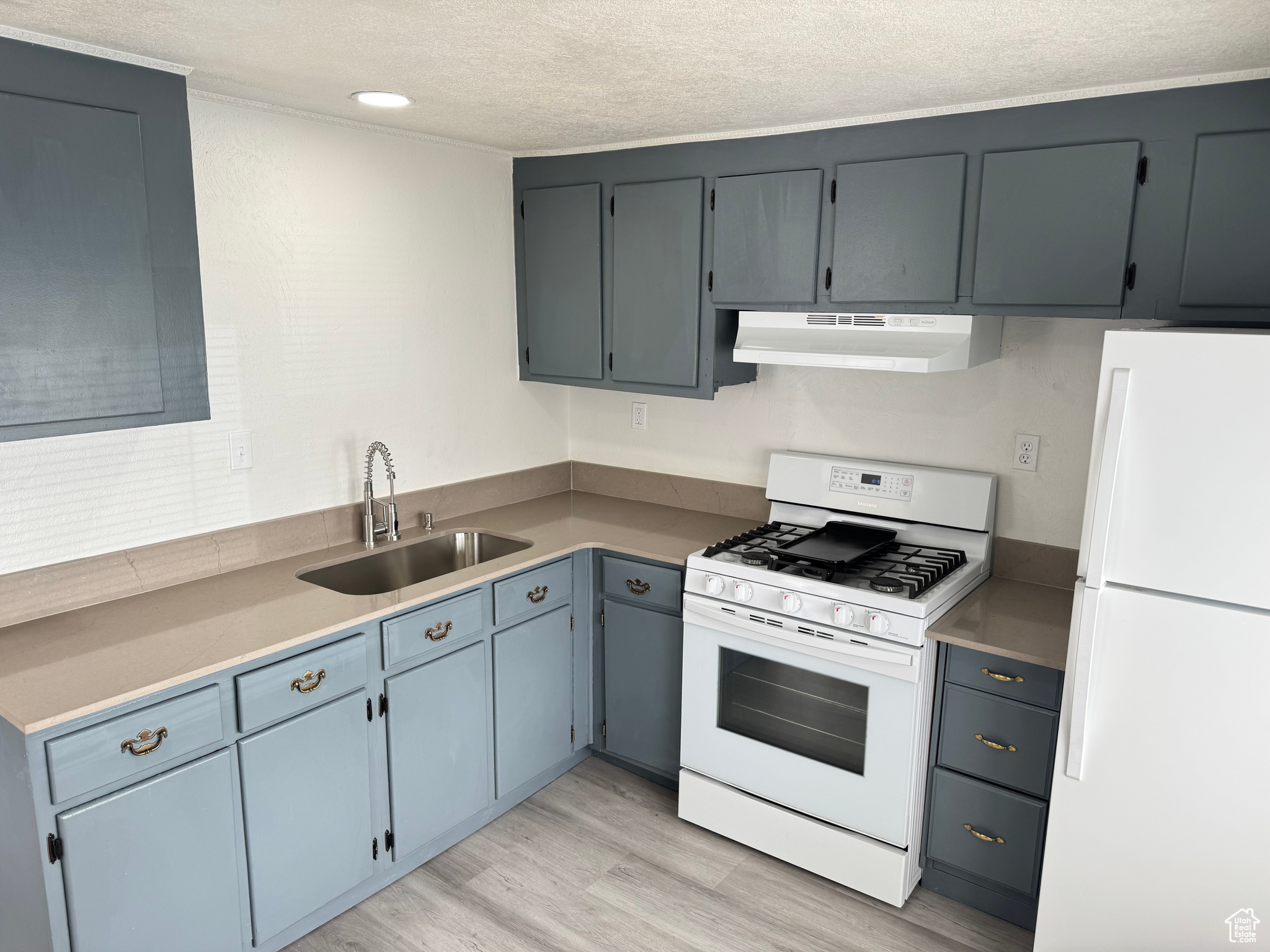 IDEAL MOBILE HOME PARK - Residential