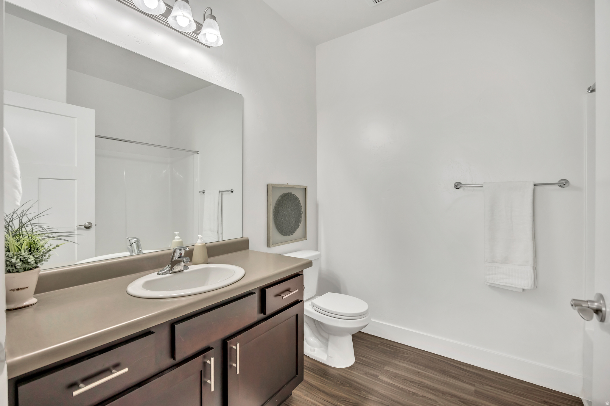 THE EXCHANGE - Residential