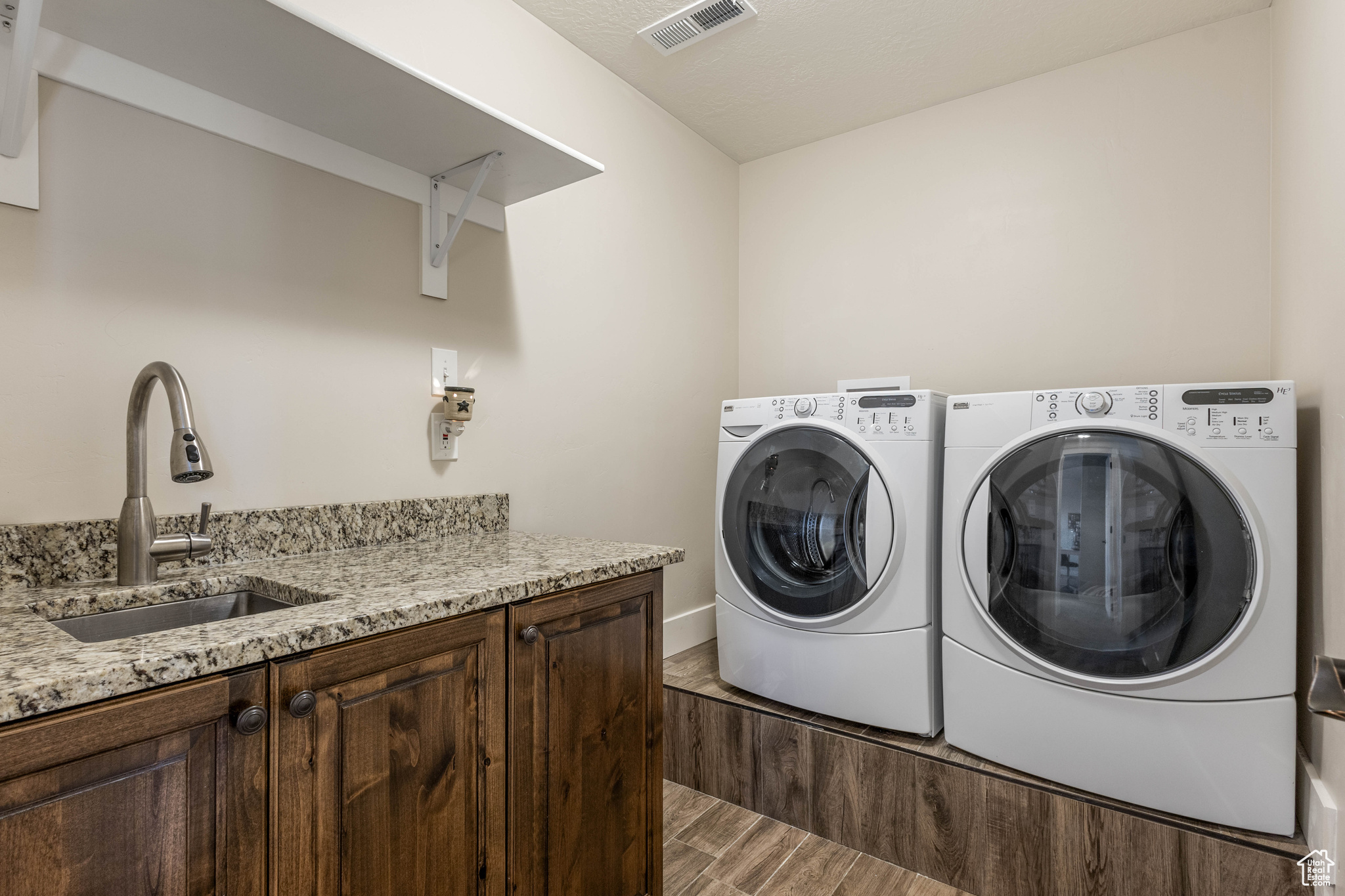 2409 W Rim Rock Dr, Stockton, Utah image 25