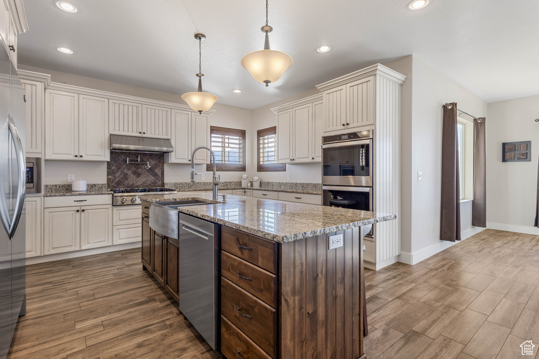 2409 W Rim Rock Dr, Stockton, Utah image 5