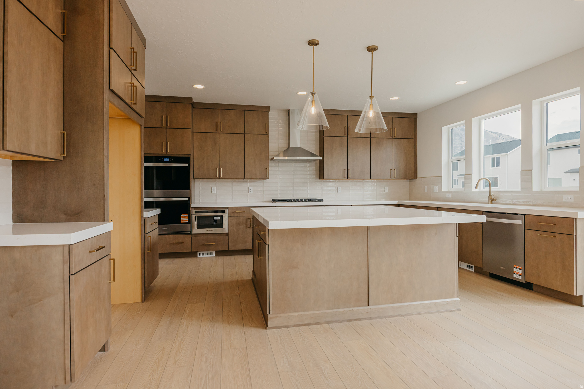 WILLOW ESTATES - Residential