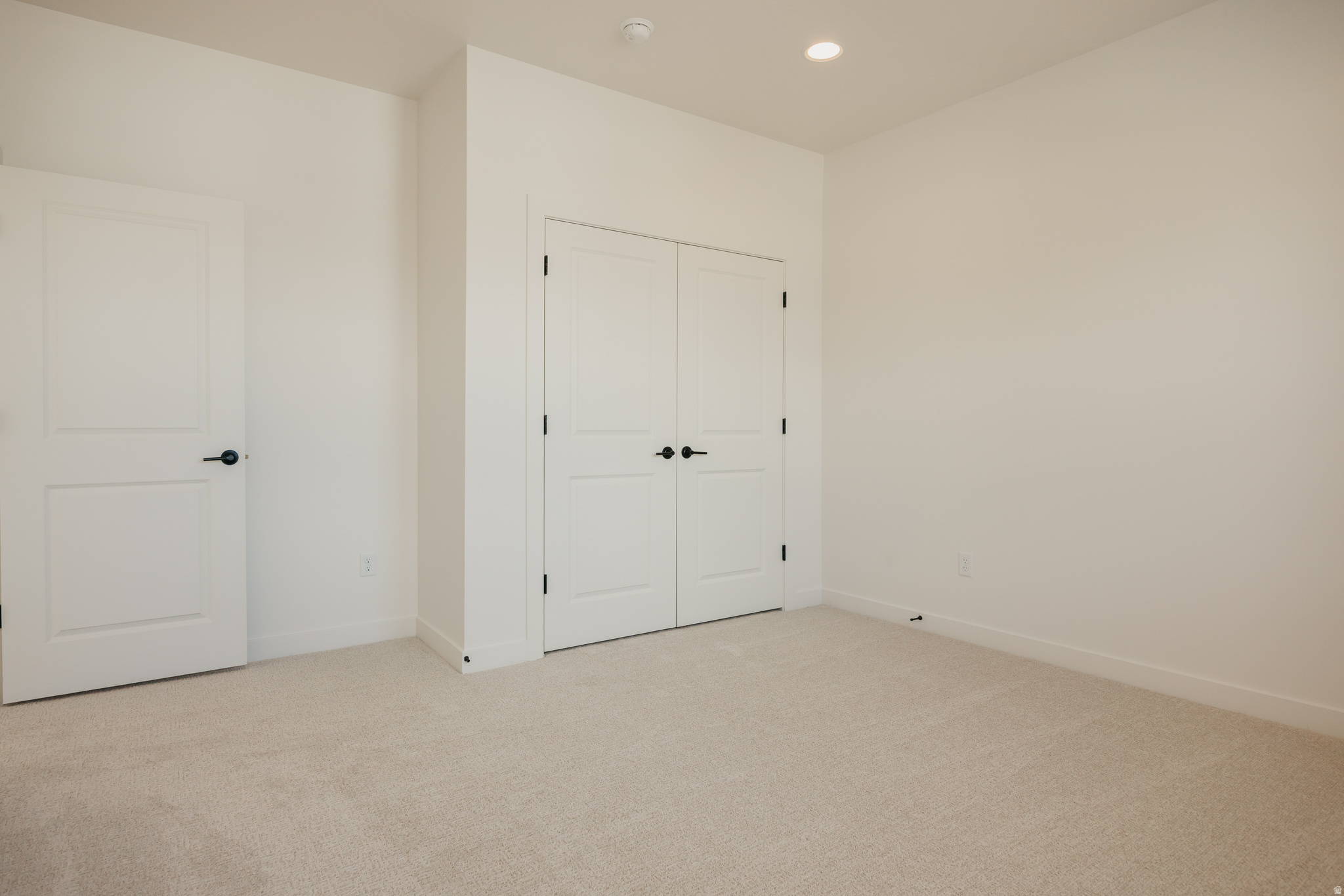 WILLOW ESTATES - Residential