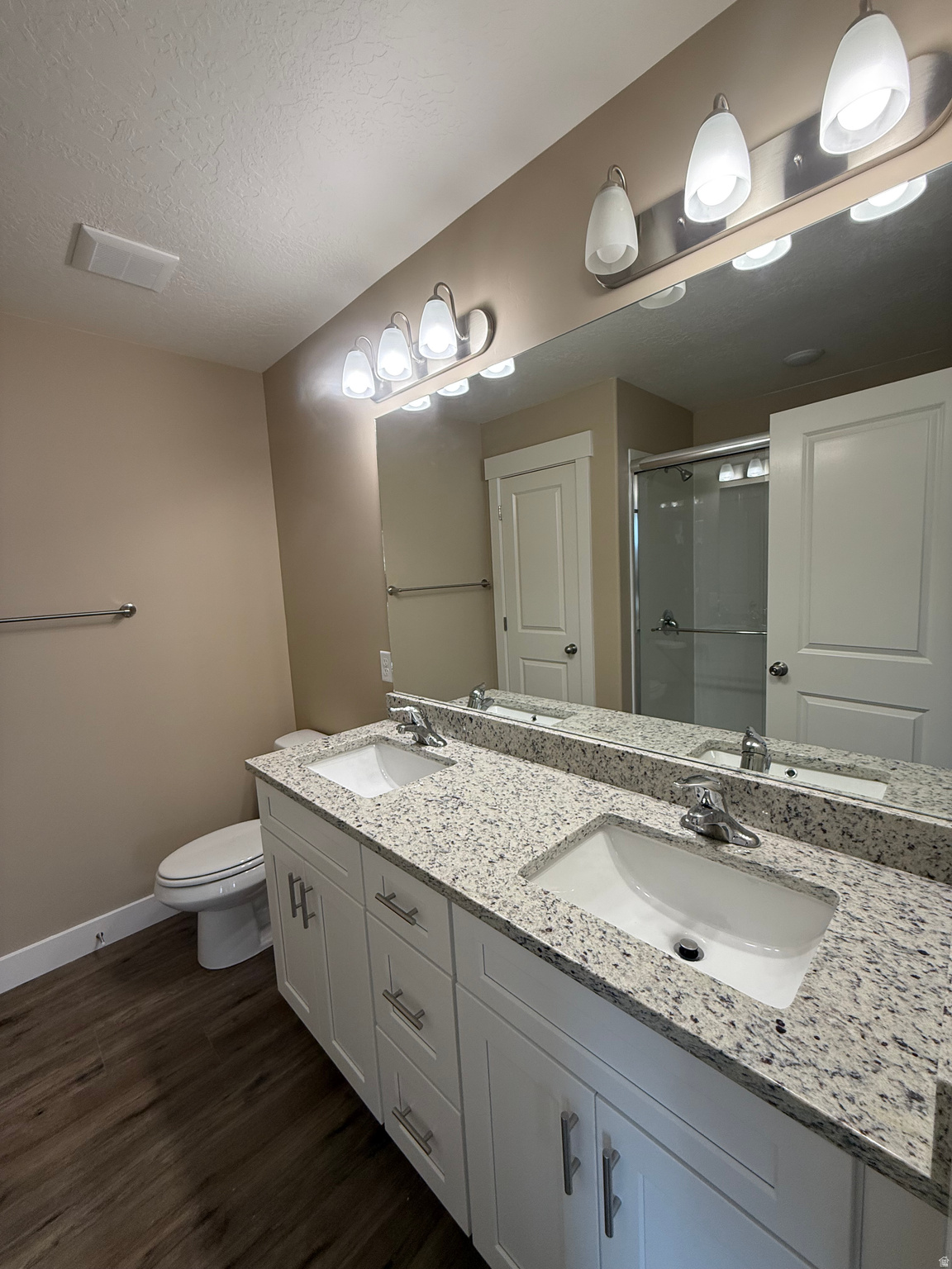 EAGLE POINT - Residential