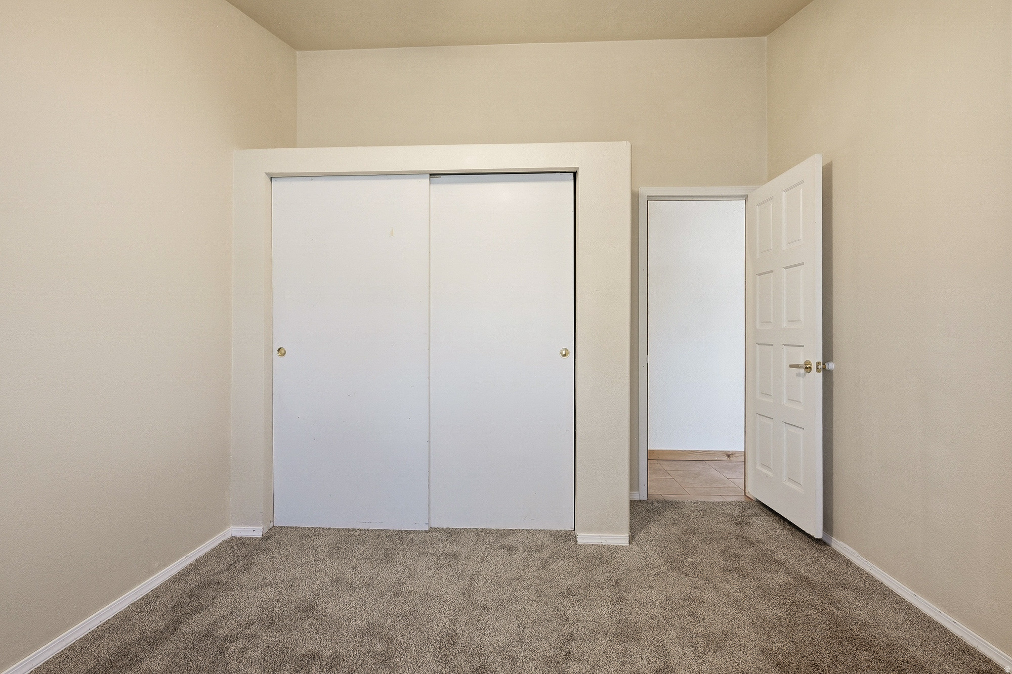 SPANISH TRAIL ESTATE - Residential