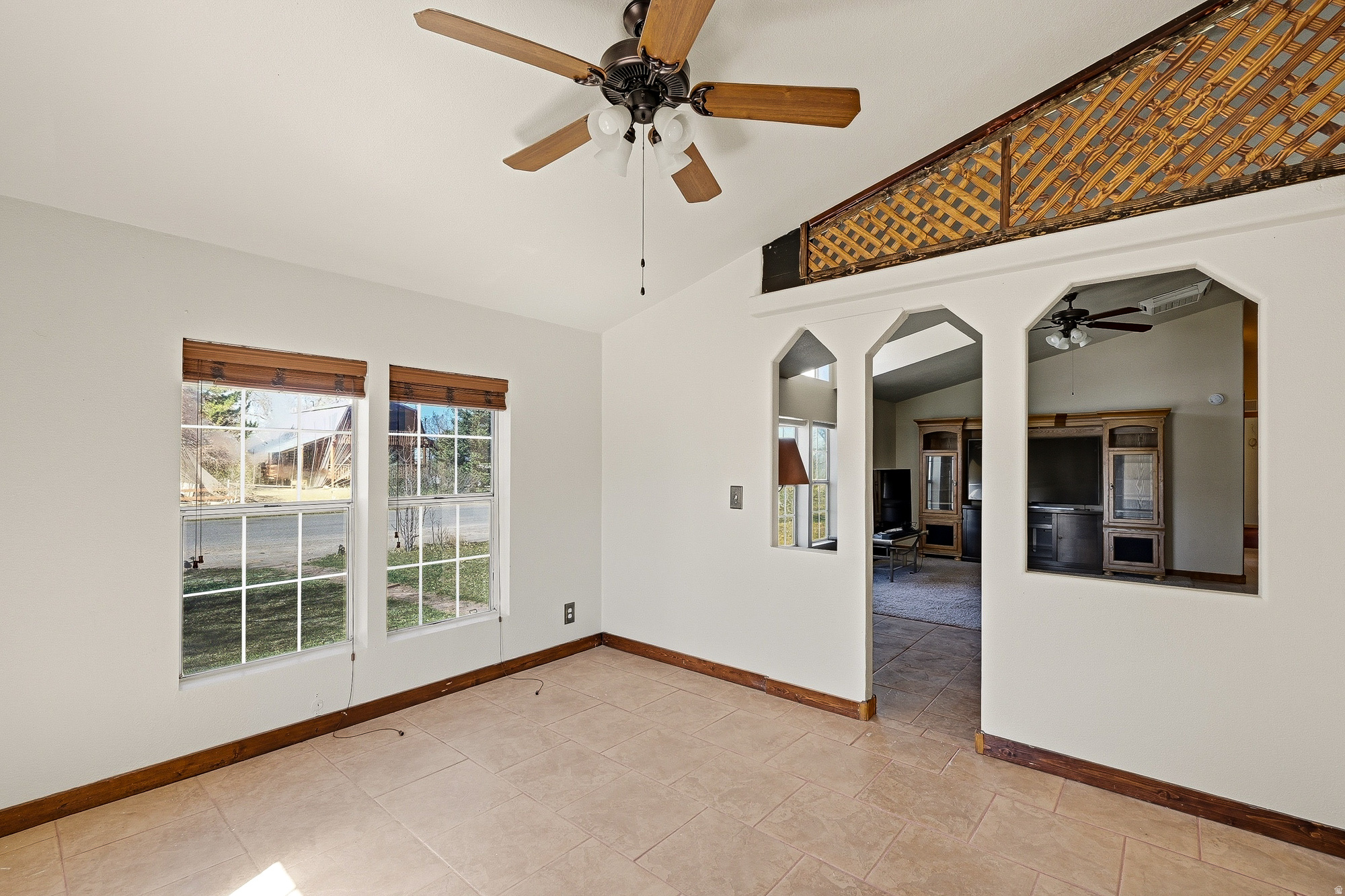 SPANISH TRAIL ESTATE - Residential