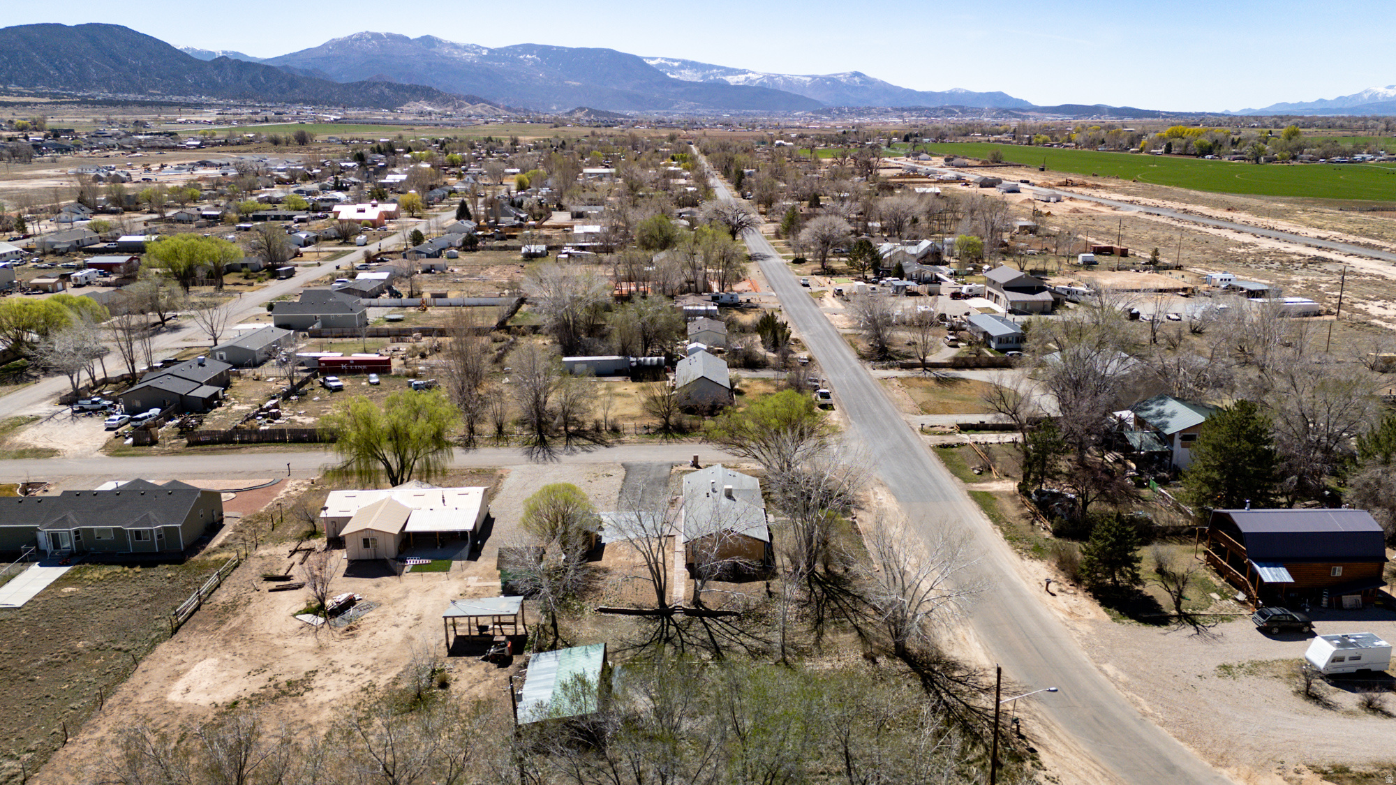 SPANISH TRAIL ESTATE - Residential