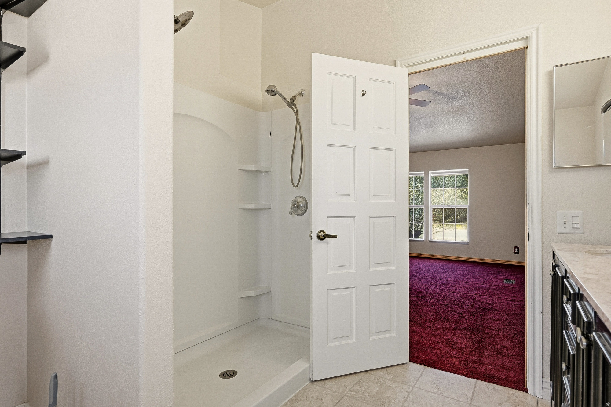 SPANISH TRAIL ESTATE - Residential