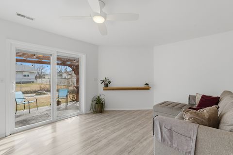 Tiny photo for 94 E 950 S, Kaysville, UT 84037 (MLS # 2139500)