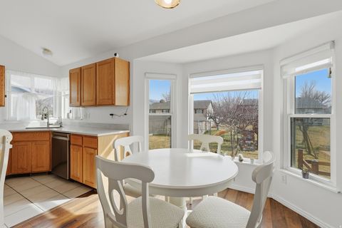 Tiny photo for 94 E 950 S, Kaysville, UT 84037 (MLS # 2139500)