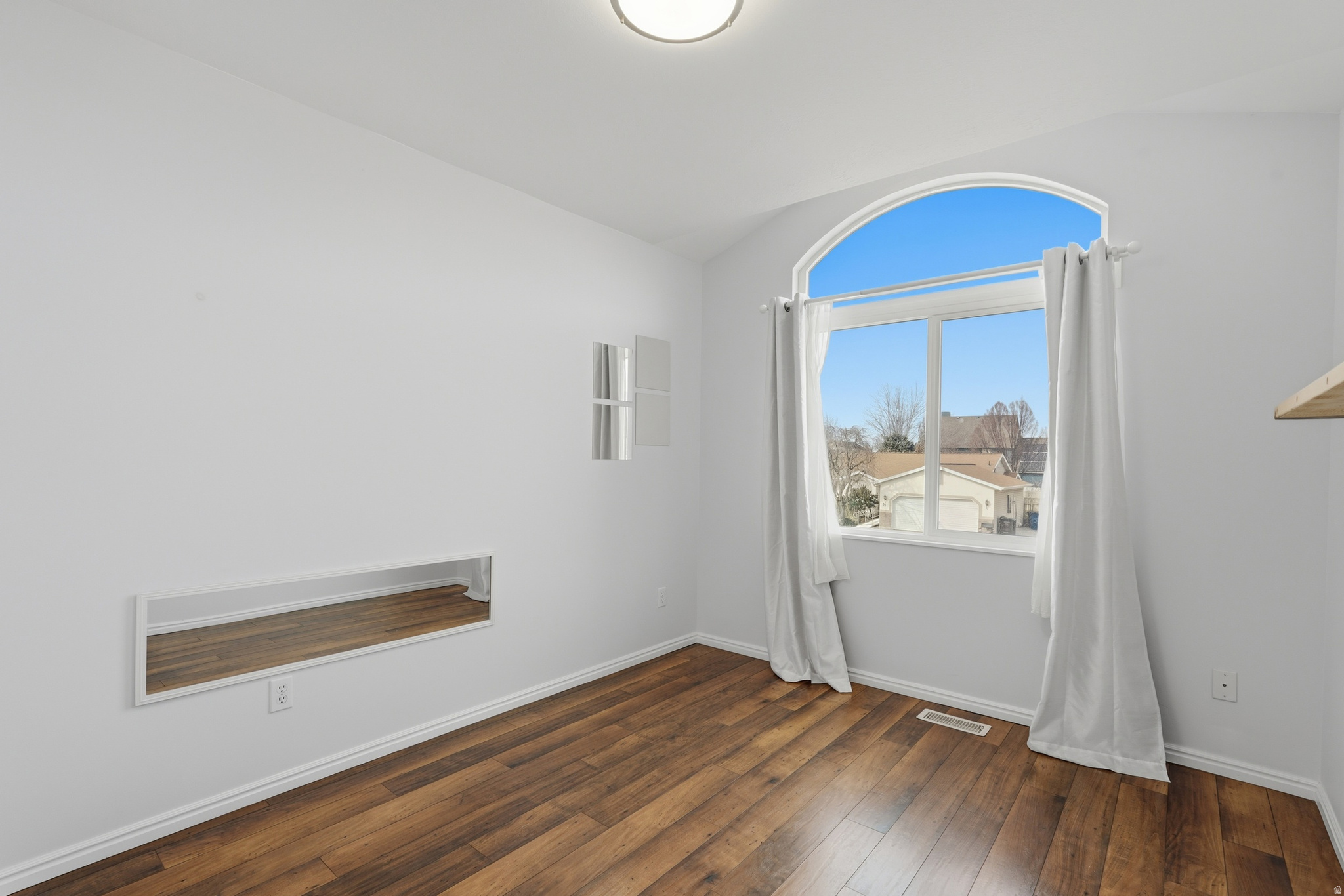 BURNINGHAM MEADOWS S - Residential