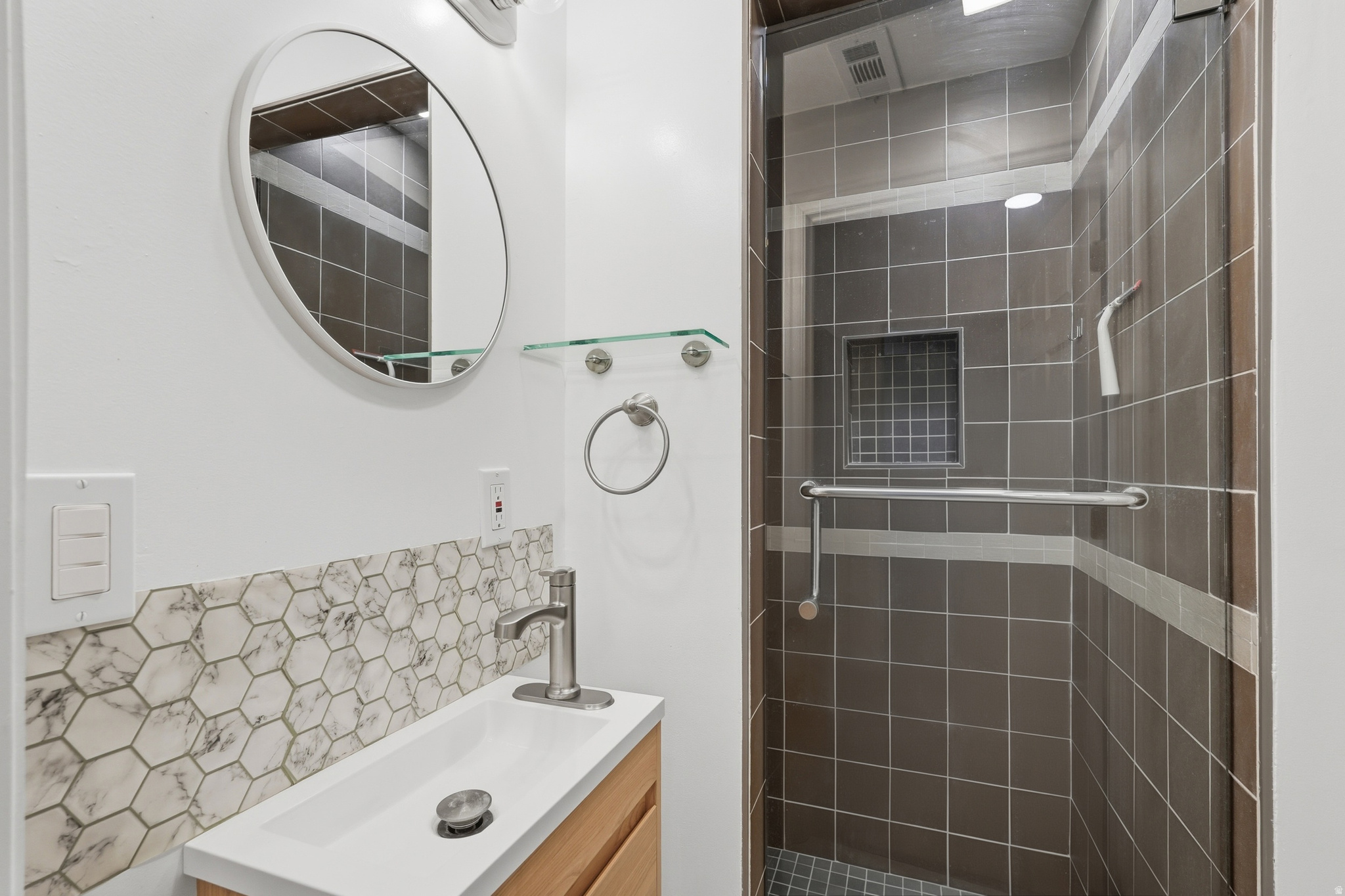 BURNINGHAM MEADOWS S - Residential