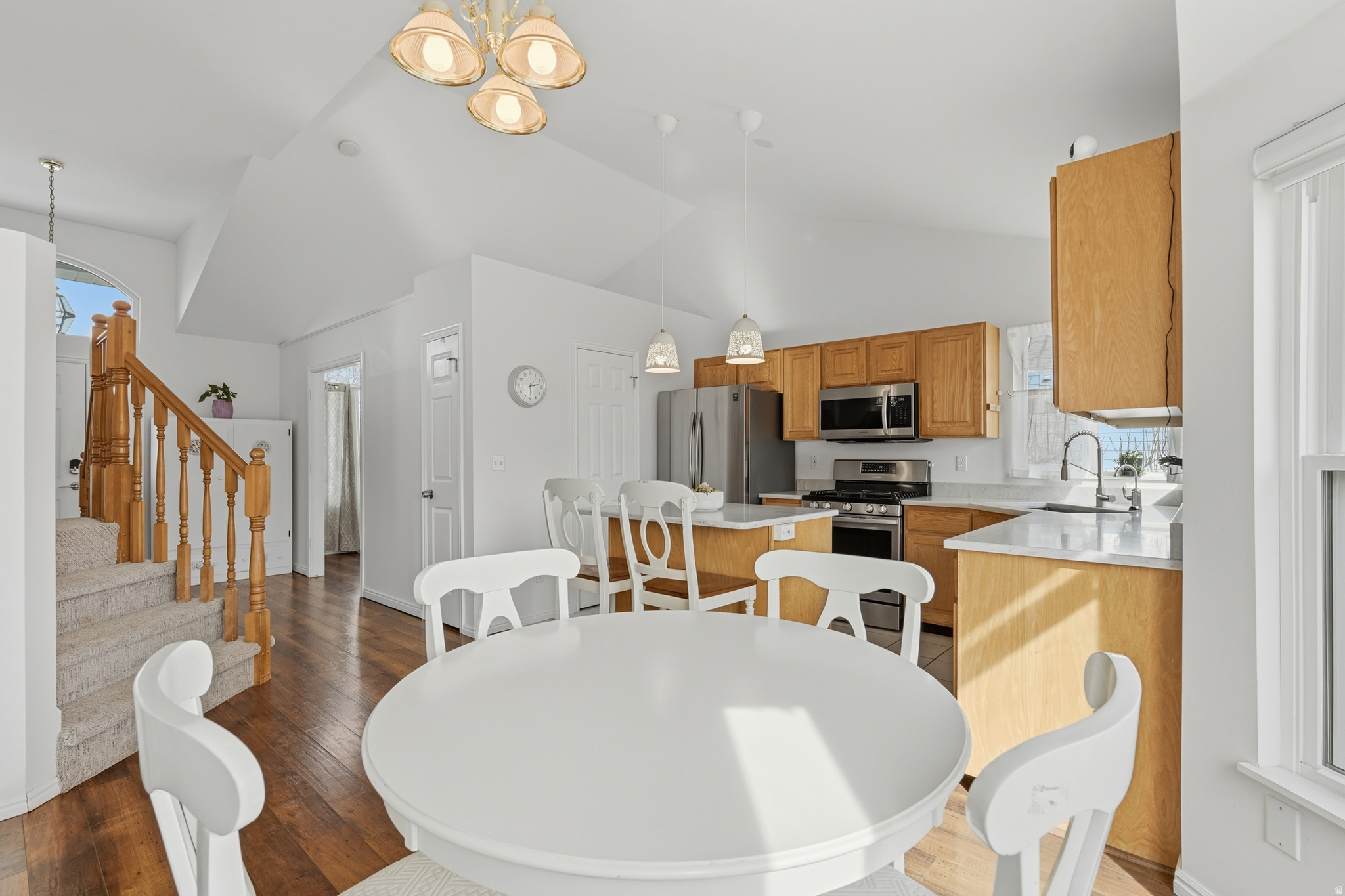 BURNINGHAM MEADOWS S - Residential