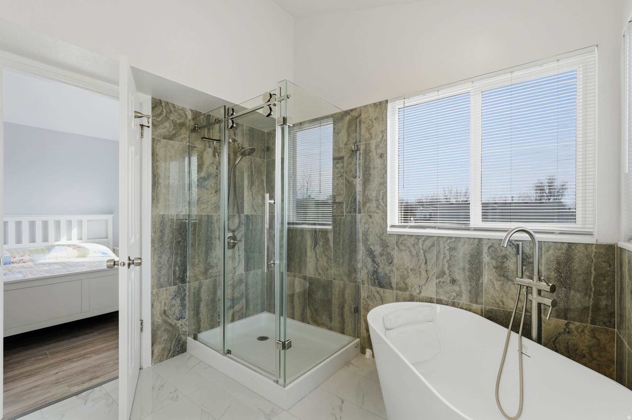 BURNINGHAM MEADOWS S - Residential