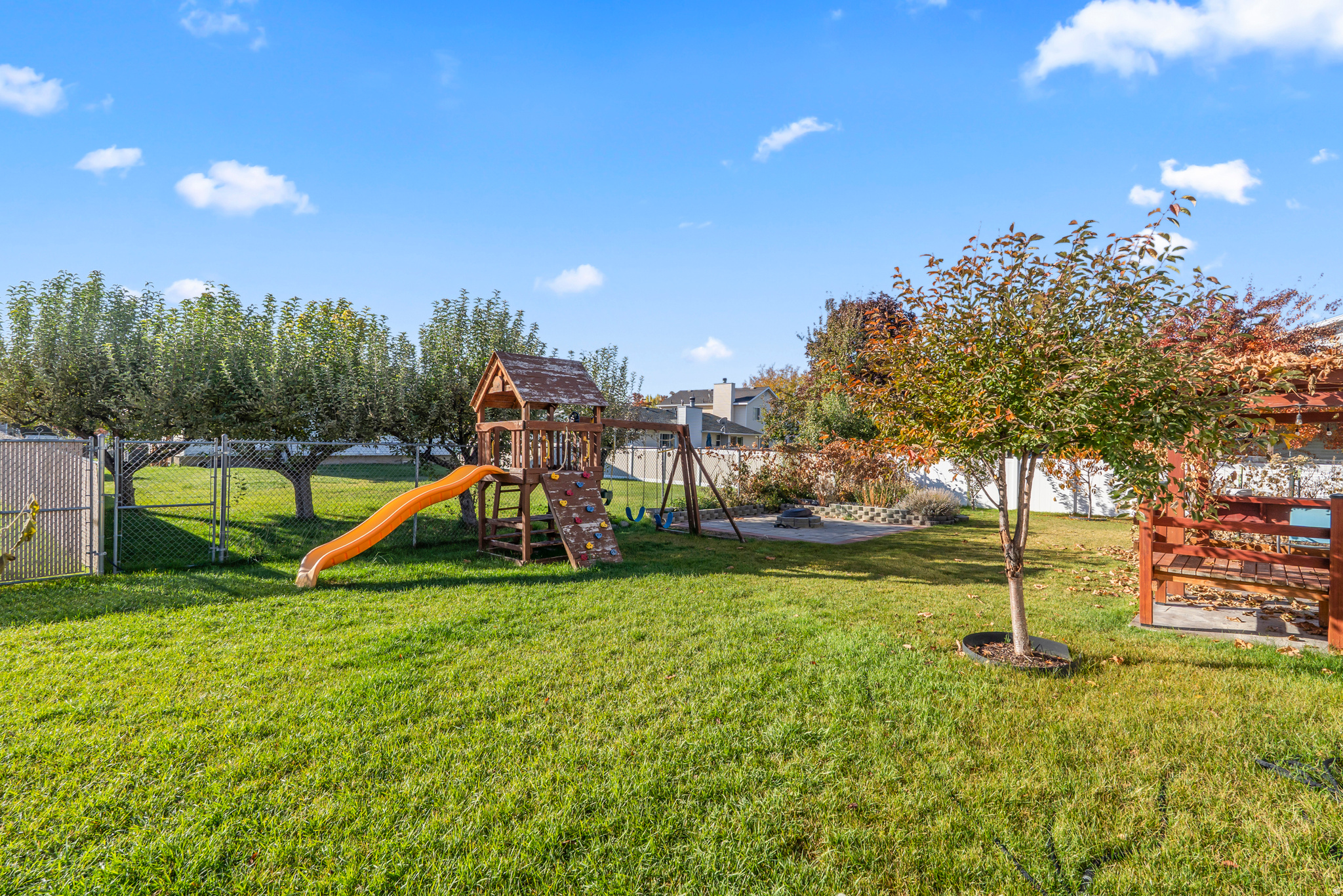 BURNINGHAM MEADOWS S - Residential